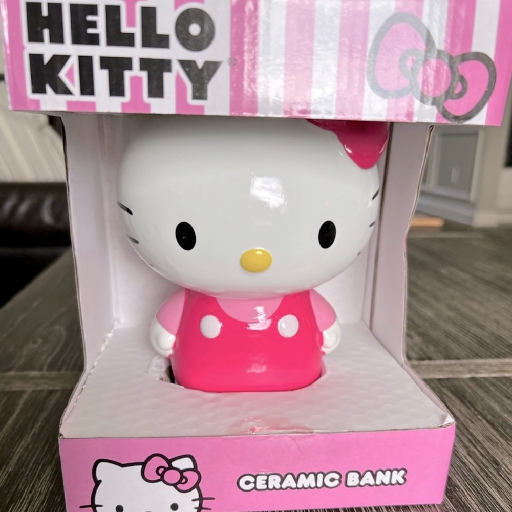 Hello Kitty Ceramic Coin Bank